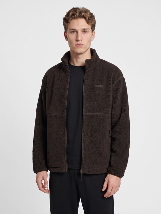 hmlSHERPA FLEECE, AFTER DARK, model