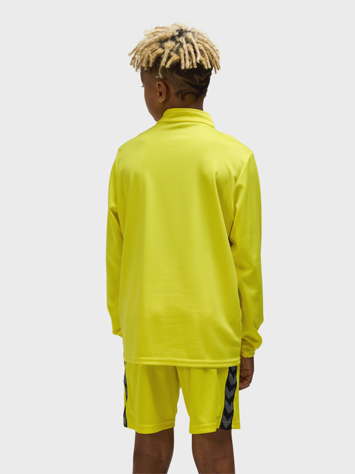 hmlESSENTIAL HALF-ZIP KIDS, BLAZING YELLOW, model