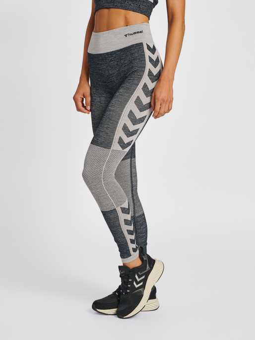 hmlCLEA SEAMLESS MID WAIST TIGHTS, BLACK/WHITE MELANGE, model