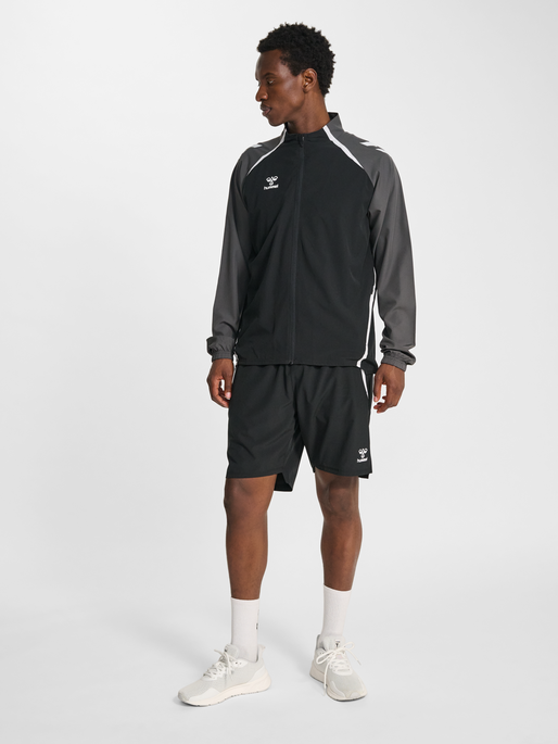 hmlLEAD 2.0 WOVEN JACKET, BLACK/ASPHALT, model