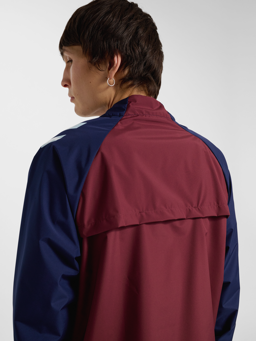 DBU 26 PRO TR JACKET, WINDSOR WINE/PEACOAT, model