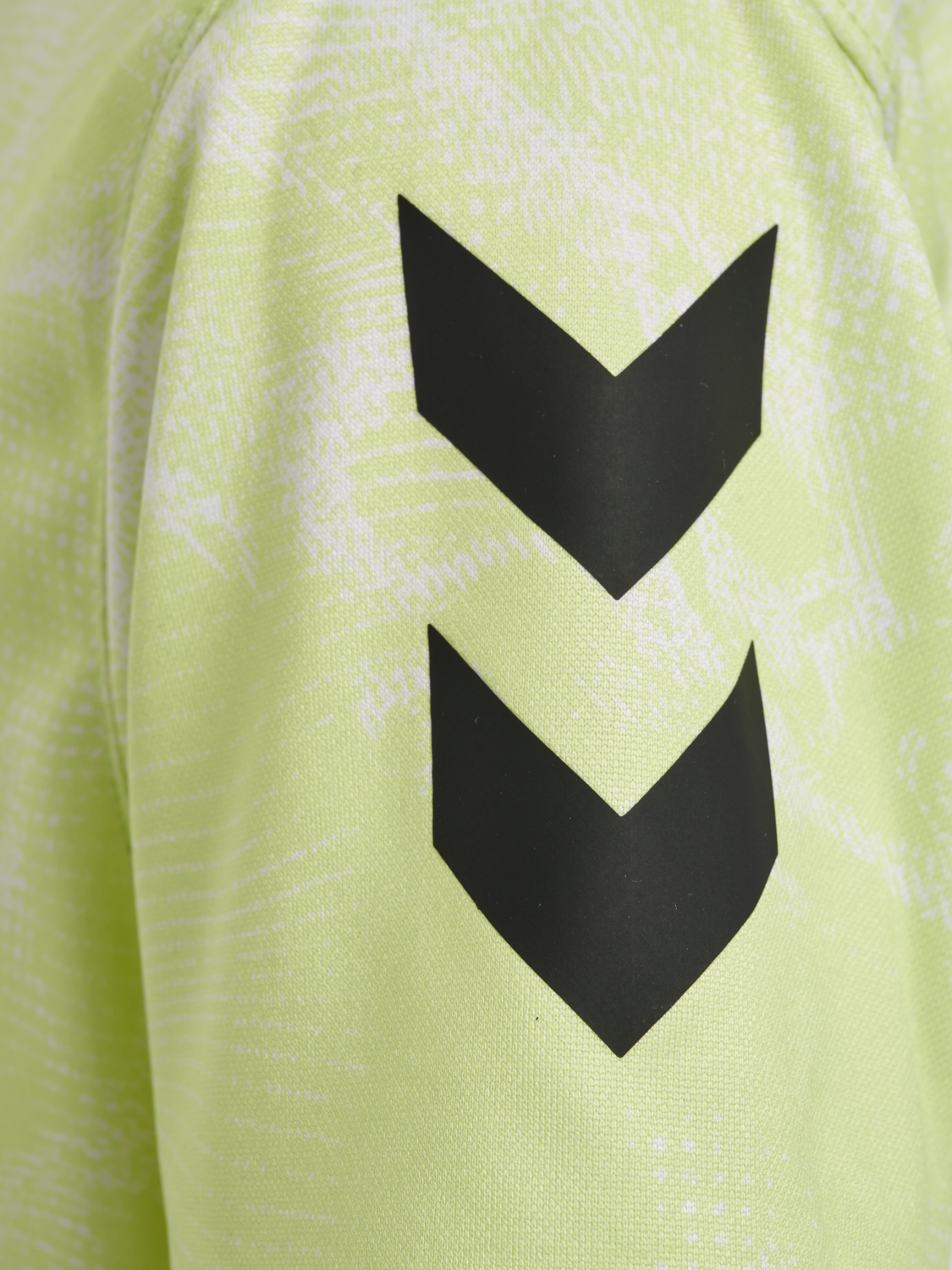 hmlBLAZE CLUB 26 GRAPHIC TEE KIDS, ASIAN PEAR/WHITE, packshot