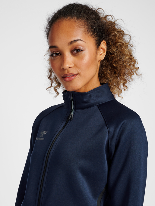hmlCIMA XK ZIP JACKET WOMAN, MARINE, model