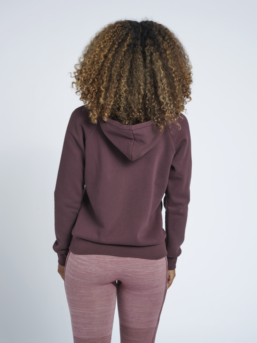 hmlNONI ZIP HOODIE, 8016, model