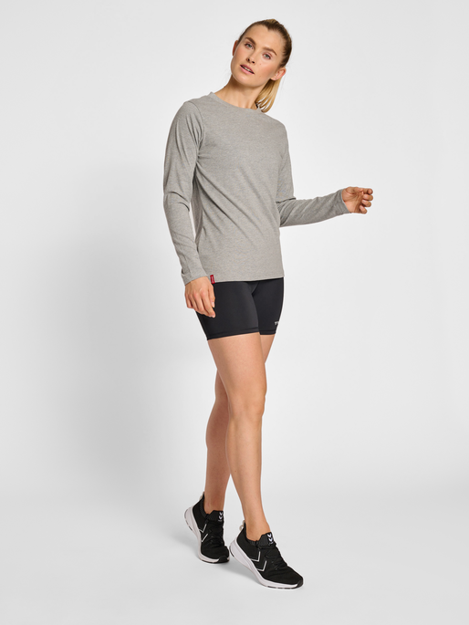 hmlRED BASIC T-SHIRT L/S WOMAN, GREY MELANGE, model
