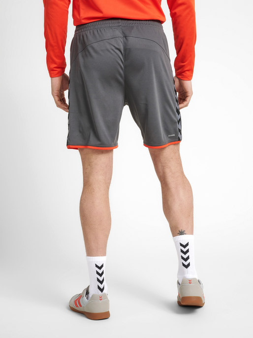 hmlAUTHENTIC POLY SHORTS, ASPHALT, model