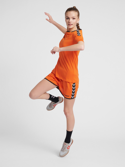 hmlAUTHENTIC POLY SHORTS WOMAN, TANGERINE, model