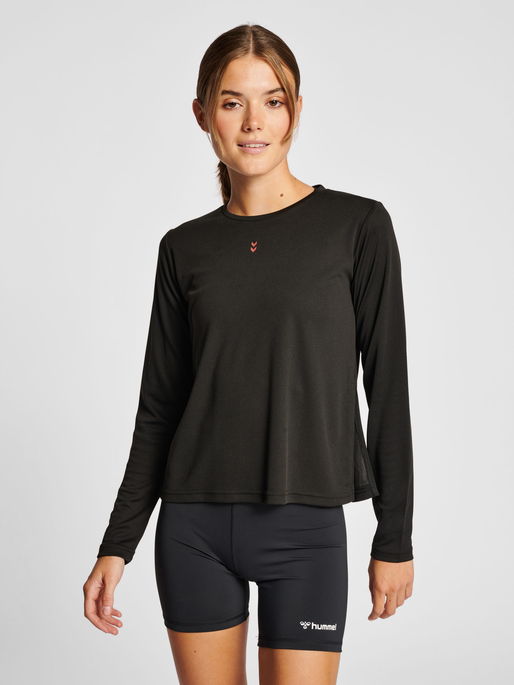 hmlMT FRI MESH T-SHIRT L/S, BLACK, model