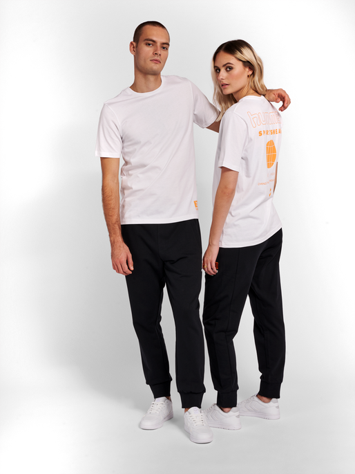 hmlLGC LEON T-SHIRT, 9709, model