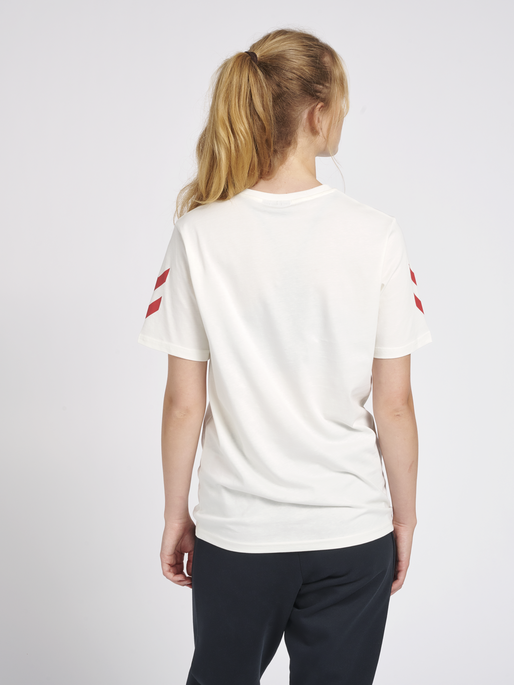 hmlLGC DANI T-SHIRT, 9806, model