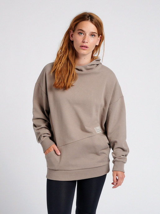 hmlURBAN HOODIE, 1452, model