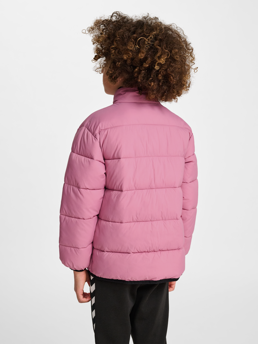 hmlJR LIGHTWEIGHT PUFFER JACKET, POLIGNAC, model