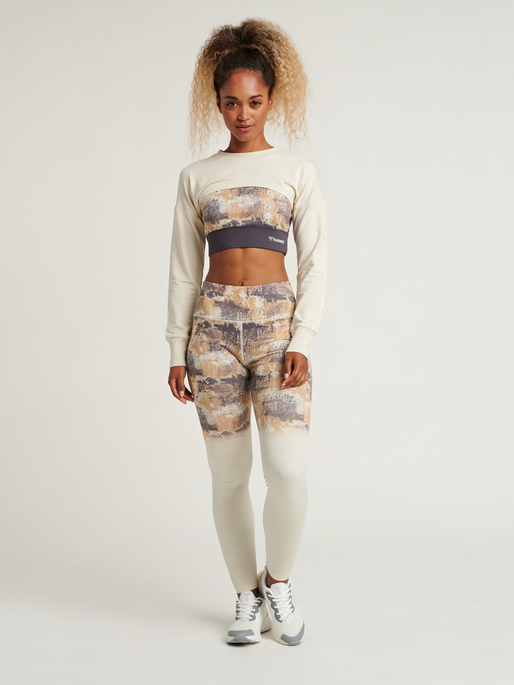 hmlLOTUS HIGH WAIST TIGHTS , 9804, model