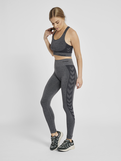 hmlCOCO SEAMLESS MID WAIST TIGHTS, 1545, model