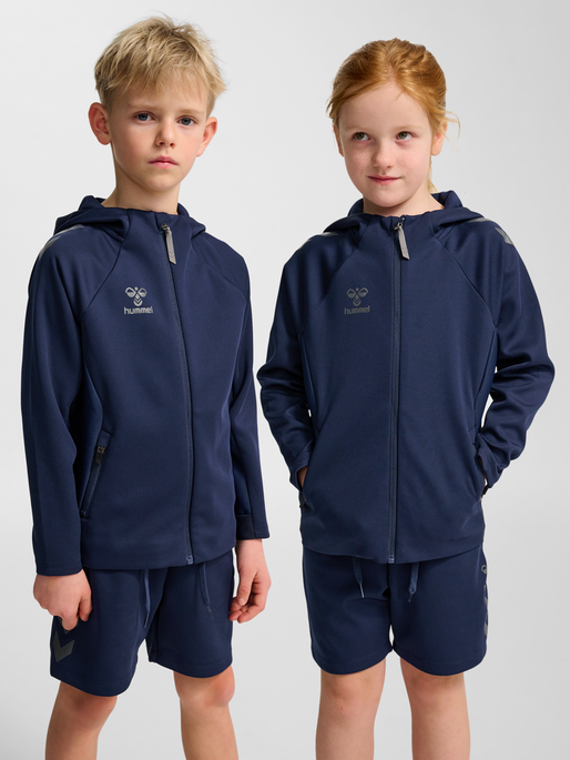 hmlCIMA 2.0 ZIP HOODIE KIDS, MARINE, model