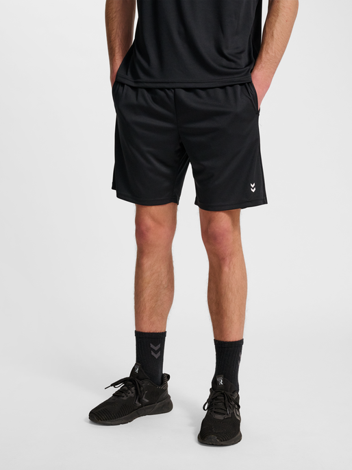 hmlPULSE TRAINING SHORTS, BLACK, model