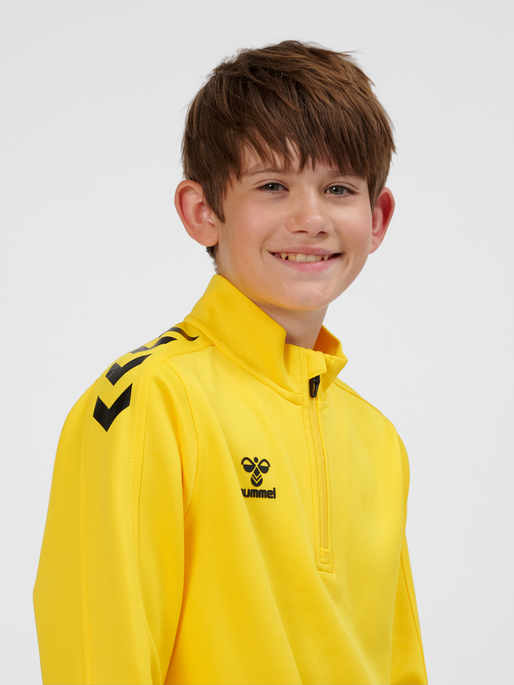 hmlCORE XK HALF ZIP POLY SWEAT KIDS, SPORTS YELLOW, model