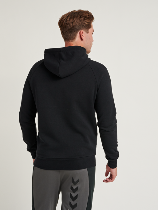 hmlISAM HOODIE, 2001, model
