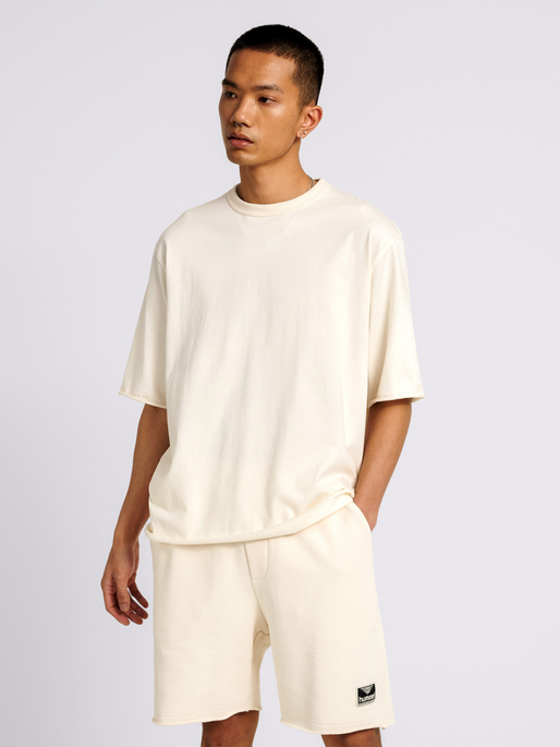 hmlYOUR LOOSE T-SHIRT, 9999, model
