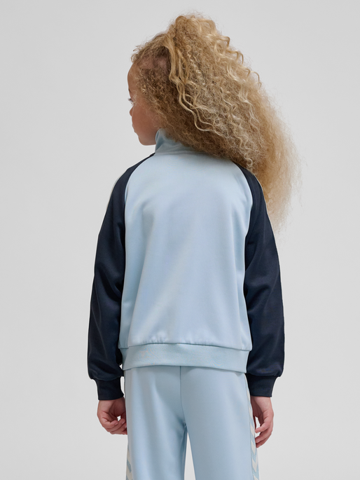 hmlDAILY ZIP JACKET, SKYWAY, model