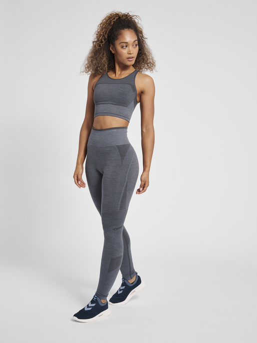 hmlSKY HIGH WAIST SEAMLESS TIGHTS, 1545, model