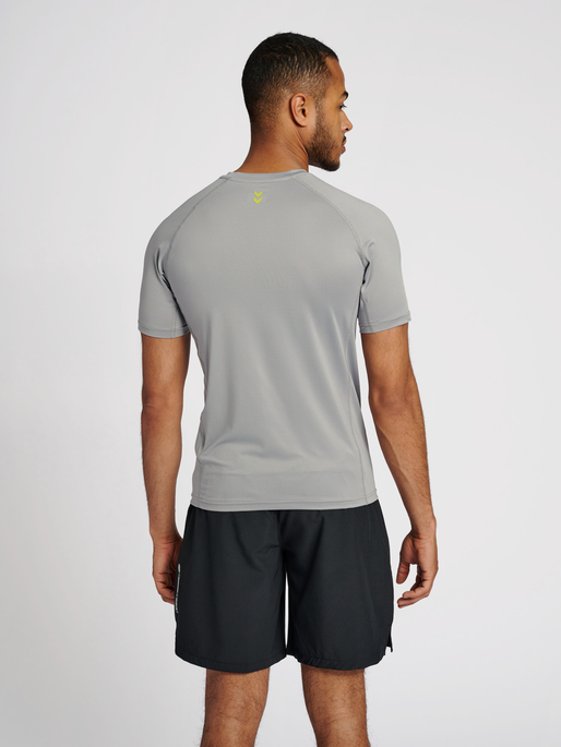 hmlGG12 TRAINING TEE S/S, 1100, model