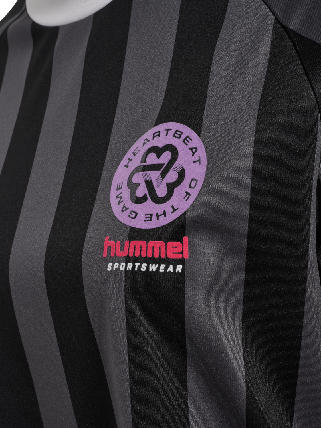 hmlBOXY BEE MINE SHIRT S/S, BLACK, packshot