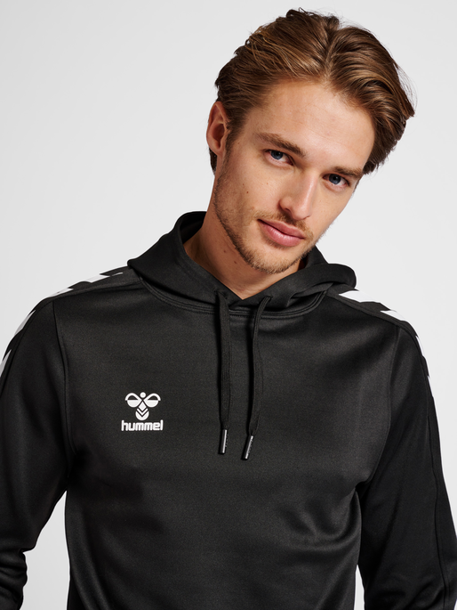 hmlCORE XK POLY SWEAT HOODIE, BLACK/BLACK, model