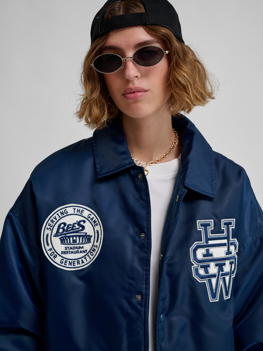 hmlLETTERMAN JACKET HSW, DRESS BLUES, model