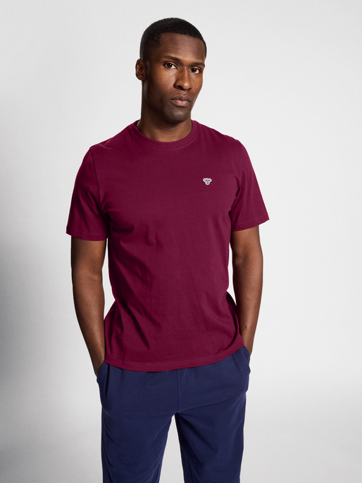 hmlIC TERRY T-SHIRT, 3661, model