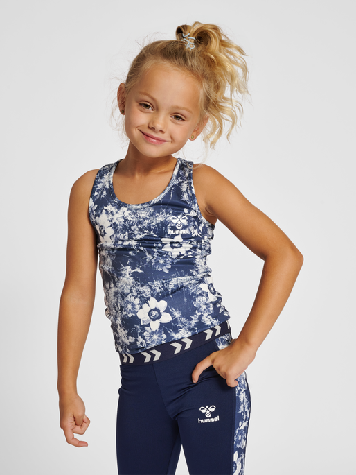 hmlNANNA TOP, BLACK IRIS, model