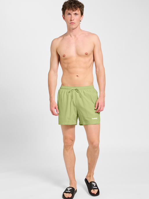 hmlPULSE SWIM SHORTS, SHADOW LIME, model