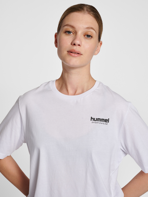 hmlLGC JOSE T-SHIRT, WHITE, model