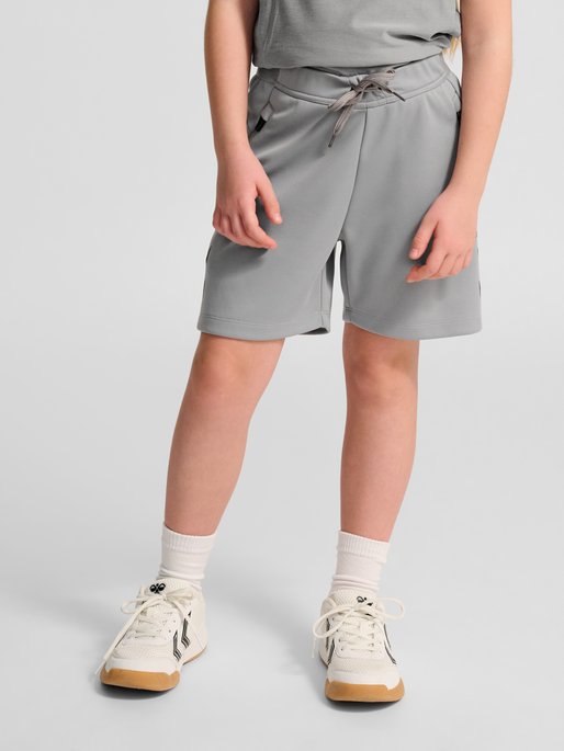 hmlCIMA 2.0 SHORTS KIDS, ALLOY, model