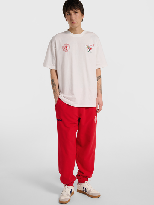 DBU 26 FAN LOOSE DYNAMITE TEE SS, WHITE, model