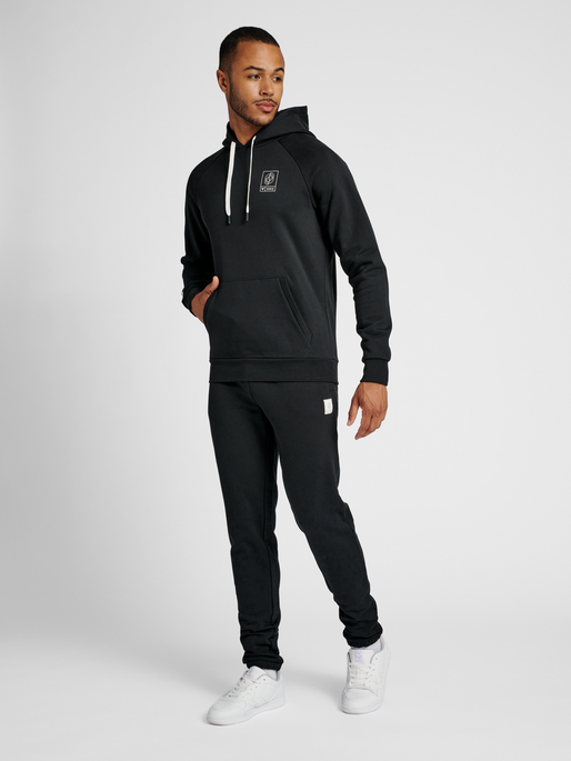 hmlGG12 SWEAT HOODIE, 2001, model