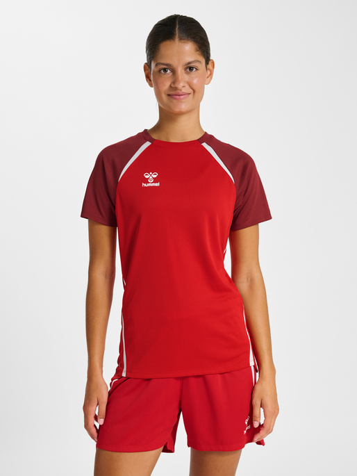 hmlLEAD 2.0 JERSEY S/S WOMAN, TRUE RED/MAROON, model