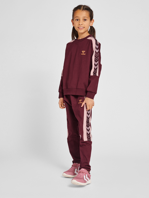 hmlAUDREY PANTS, 3430, model