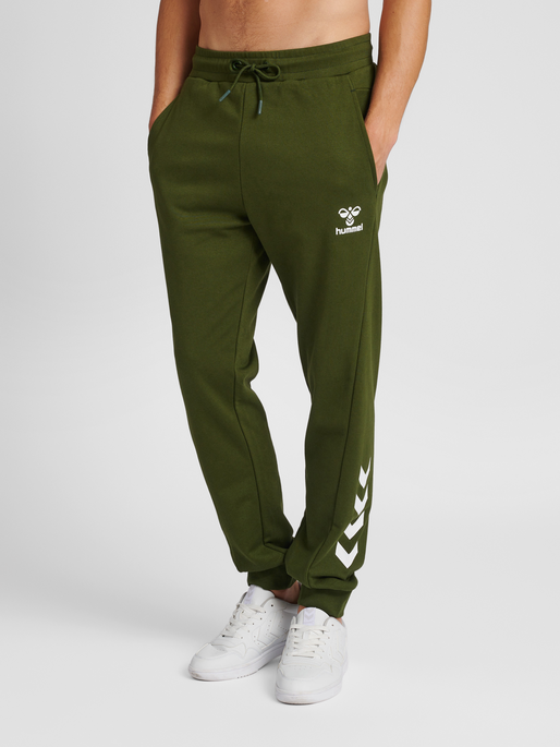 hmlISAM 2.0 REGULAR PANTS, 6219, model