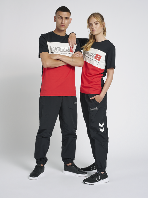 hmlLGC MUSA T-SHIRT, 3066, model