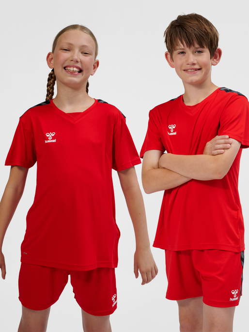hmlAUTHENTIC PL JERSEY S/S KIDS, TRUE RED, model