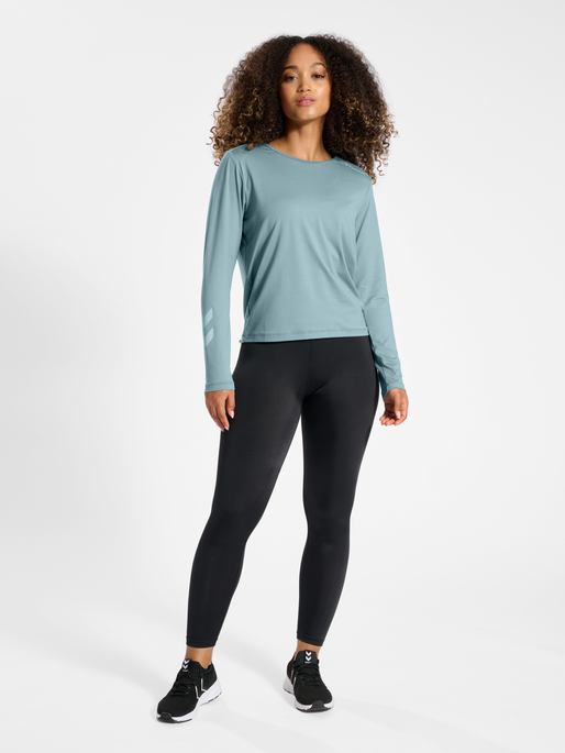 hmlMT TAYLOR T-SHIRT L/S, NORTH ATLANTIC, model