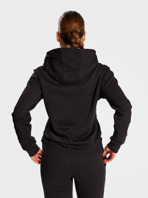 hmlACTIVE CO HOODIE WOMAN, 2001, model