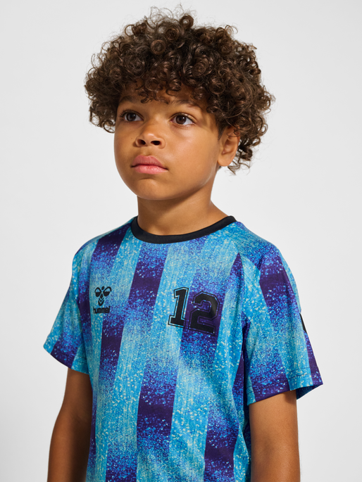 hmlSHIMMER T-SHIRT S/S, DAZZLING BLUE, model