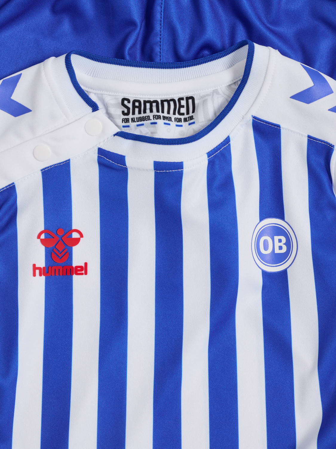 OB 22/23 HOME MINI KIT, WHITE/LAPIS BLUE UNSPONSORED, packshot