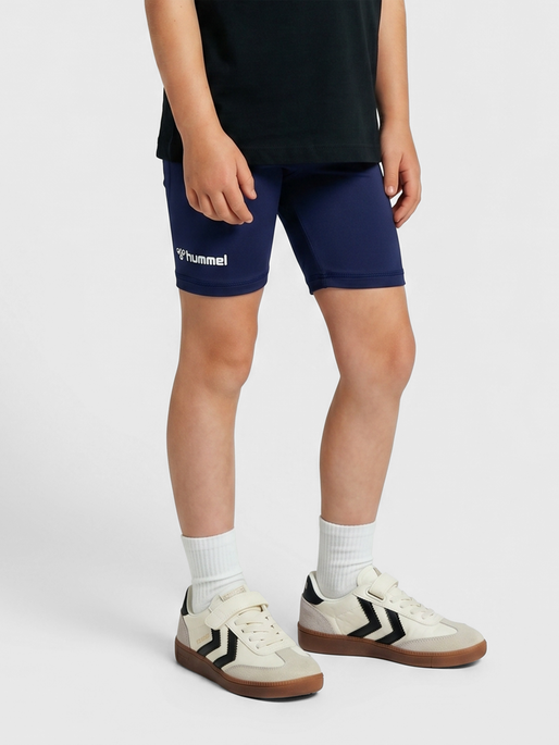 hmlBL ESSENTIAL SHORT TIGHTS KIDS, MARINE, model