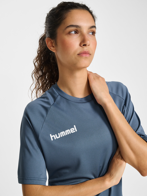 hmlPROMO SET, CHINA BLUE, model