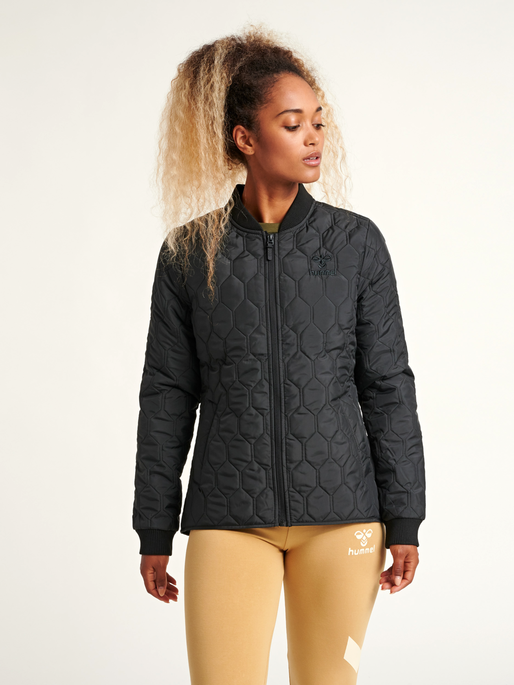 hmlSADIE JACKET, 2001, model