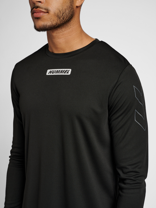 hmlTE TIHALT T-SHIRT L/S, BLACK, model