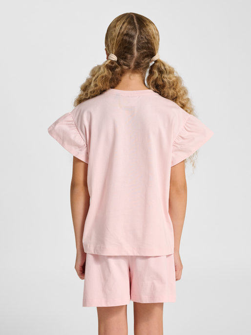 hmlJR RUFFLE T-SHIRT SS BIG BEE, PALE LILAC, model